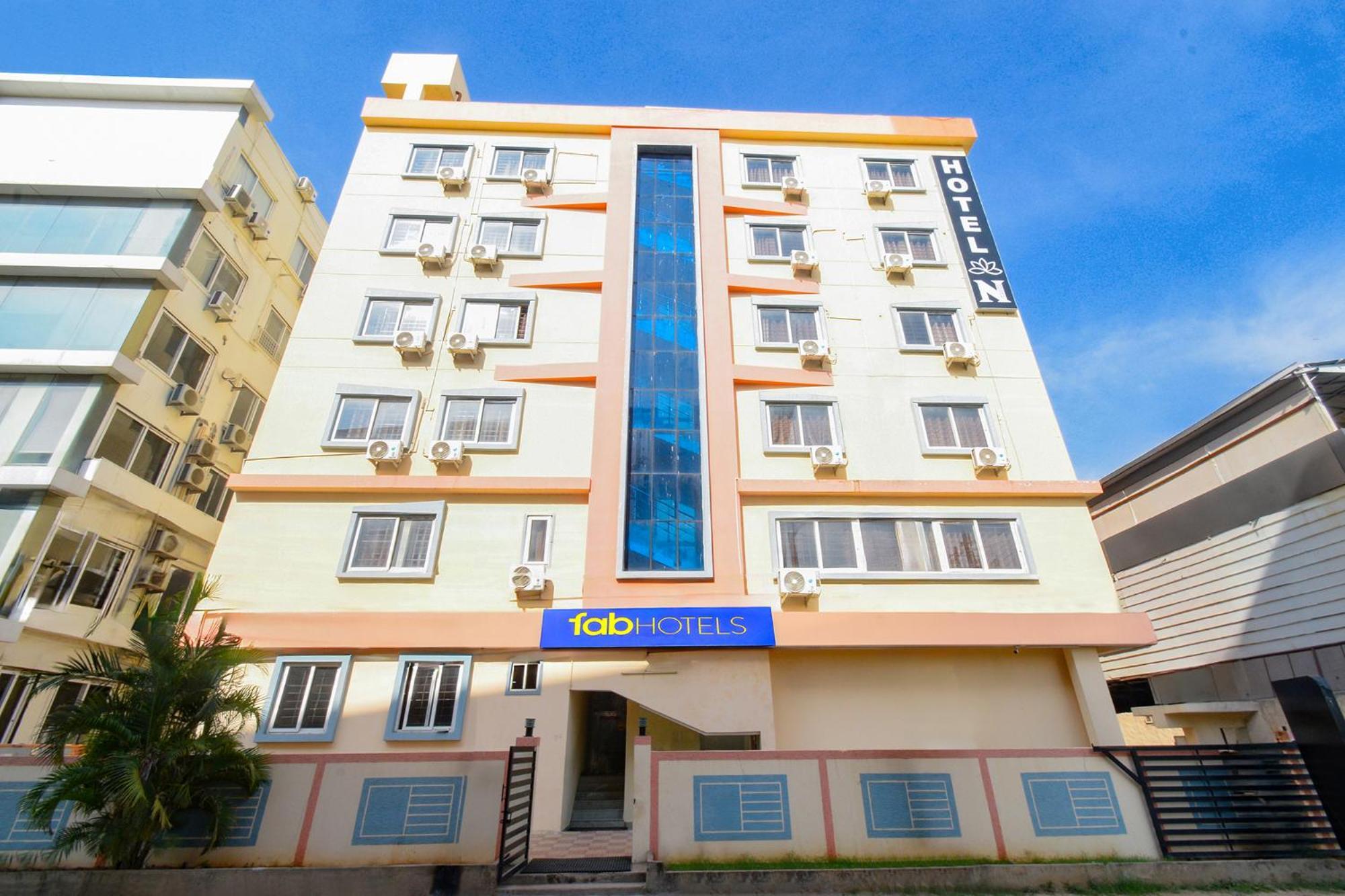 Fabhotel N Residency, Hitech City - 350M From Yashoda Hospital, Hitech City Χιντεραμπάντ Εξωτερικό φωτογραφία