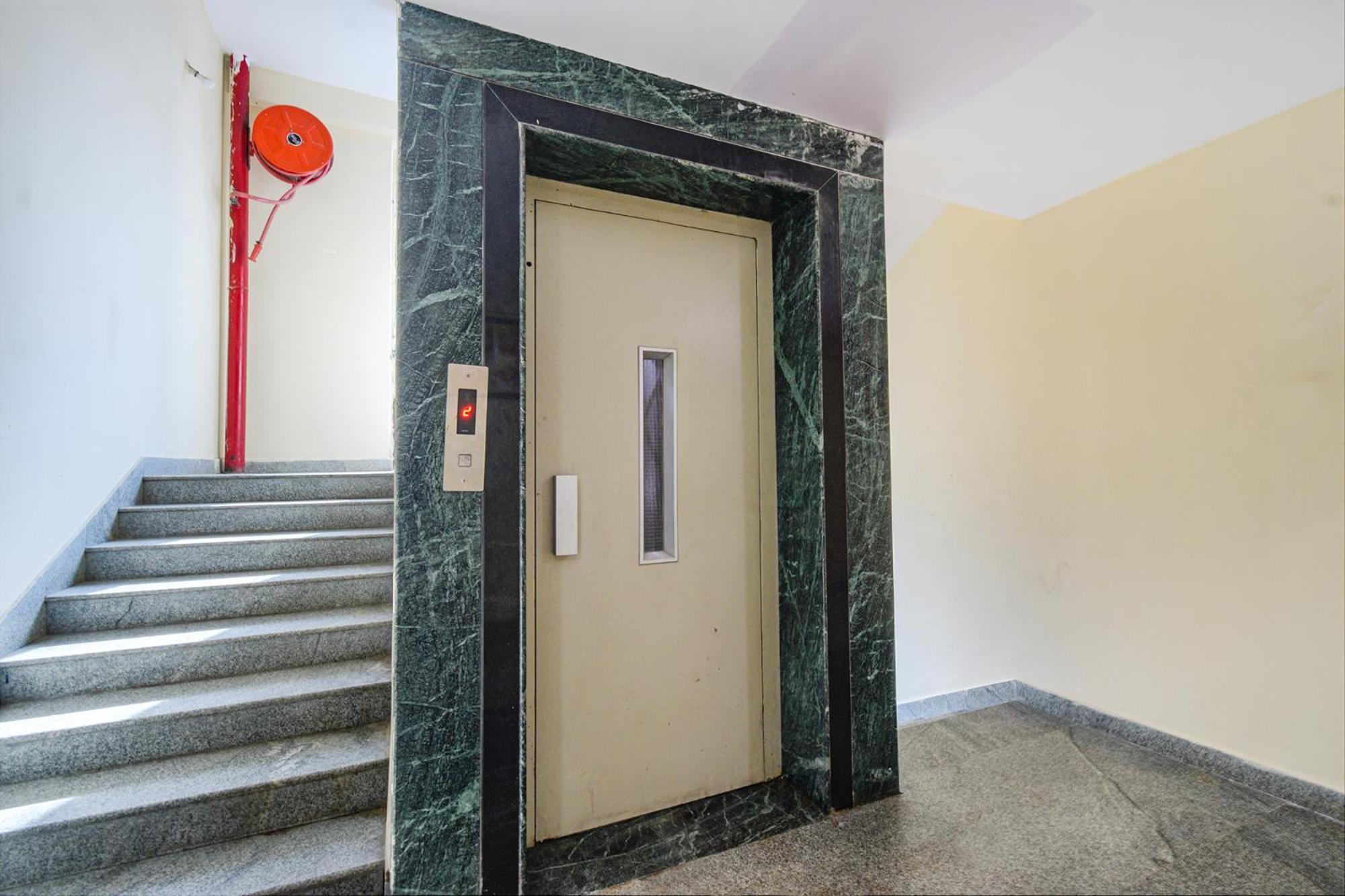 Fabhotel N Residency, Hitech City - 350M From Yashoda Hospital, Hitech City Χιντεραμπάντ Εξωτερικό φωτογραφία