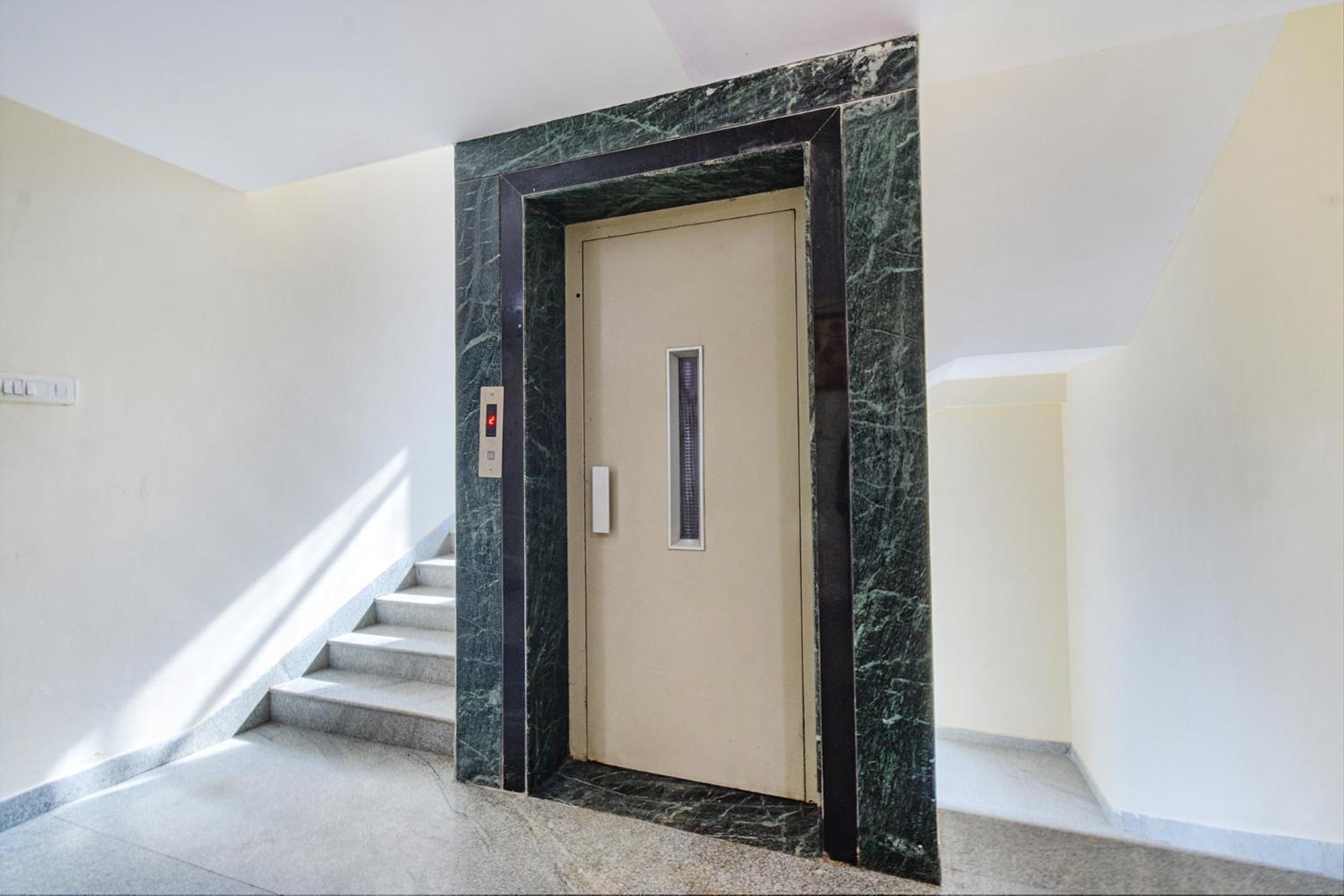Fabhotel N Residency, Hitech City - 350M From Yashoda Hospital, Hitech City Χιντεραμπάντ Εξωτερικό φωτογραφία